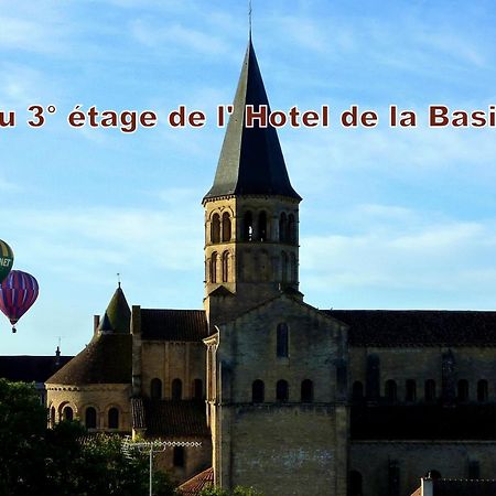 Hotel De La Basilique 파라이르모니알 외부 사진